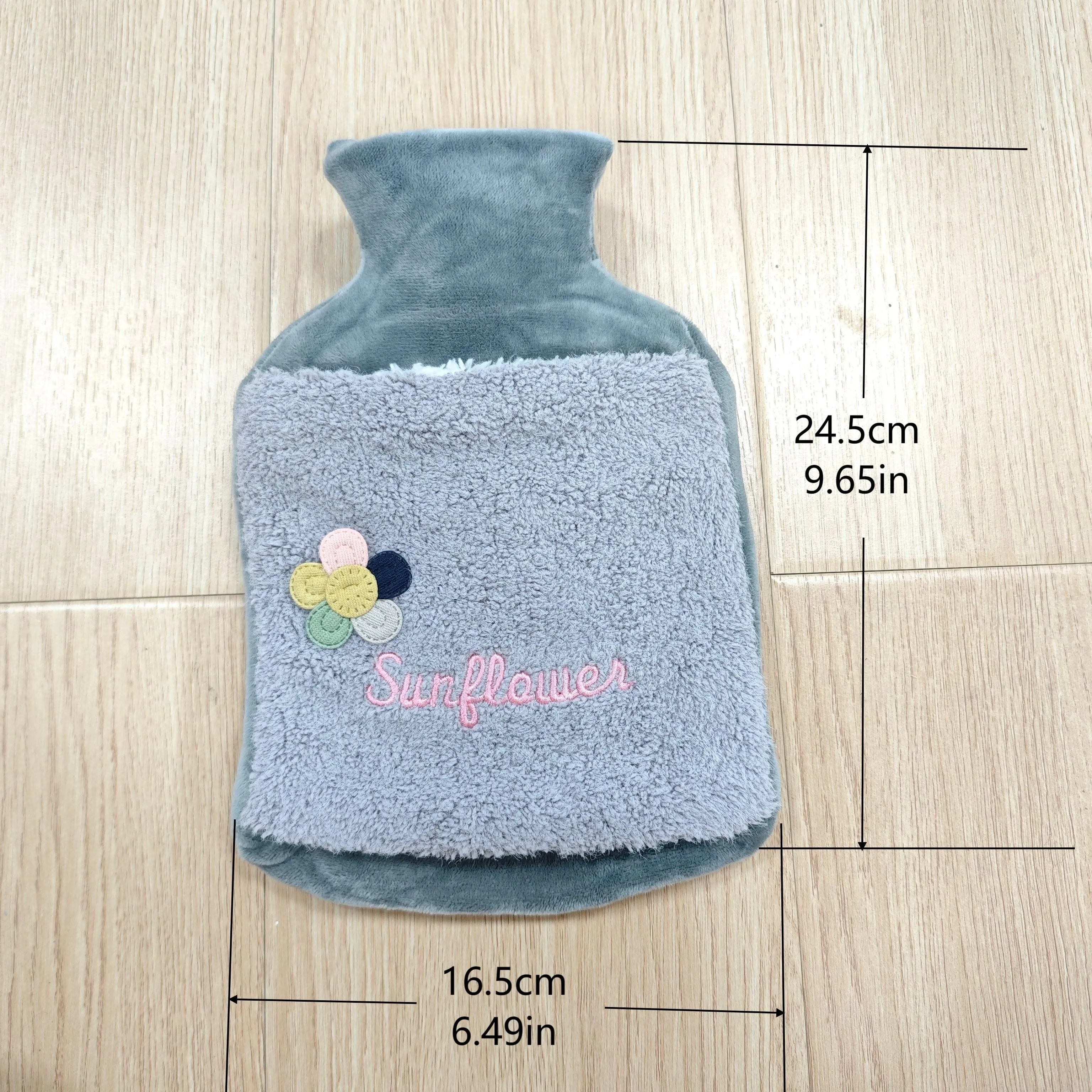 1000ml/33.81oz Warm Water Bottle with Cute Embroidered Flower Design, High-Elasticity, Removable Washable Polyester Cover, Unscented PVC Injection Water Pouch for Heat Therapy