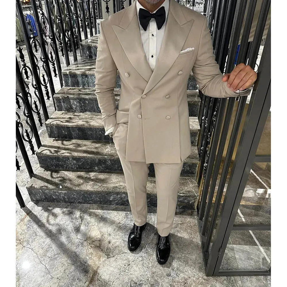 Aidase Fashion Men Suits Solid Color Bespoke Double Breasted Split Blazer Peak Lapel Regular Length Slim Fit Male Clothing Costume