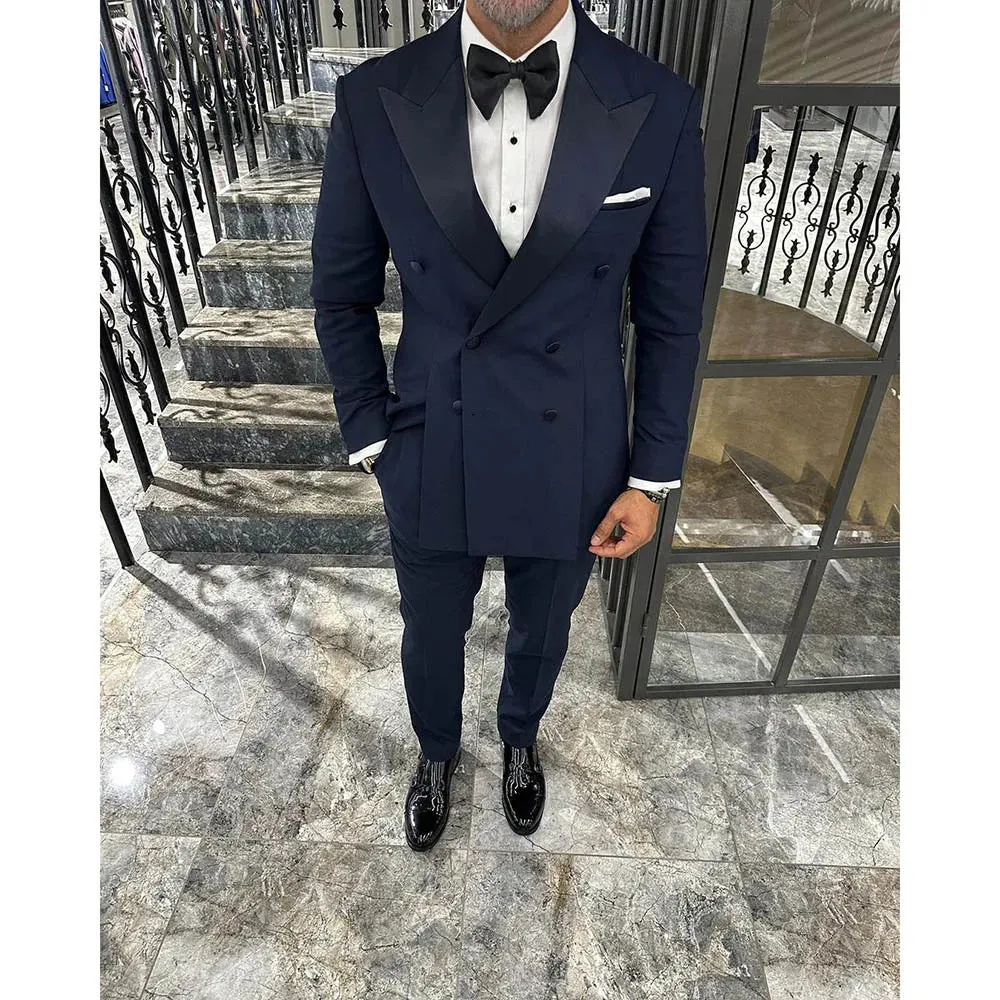 Aidase Fashion Men Suits Solid Color Bespoke Double Breasted Split Blazer Peak Lapel Regular Length Slim Fit Male Clothing Costume