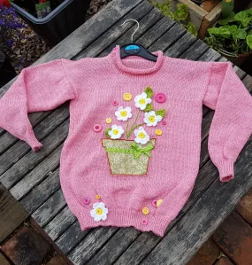 Appliqued  pink cotton jumper to fit chest size 26 inches, age 6 to 7 years approx.