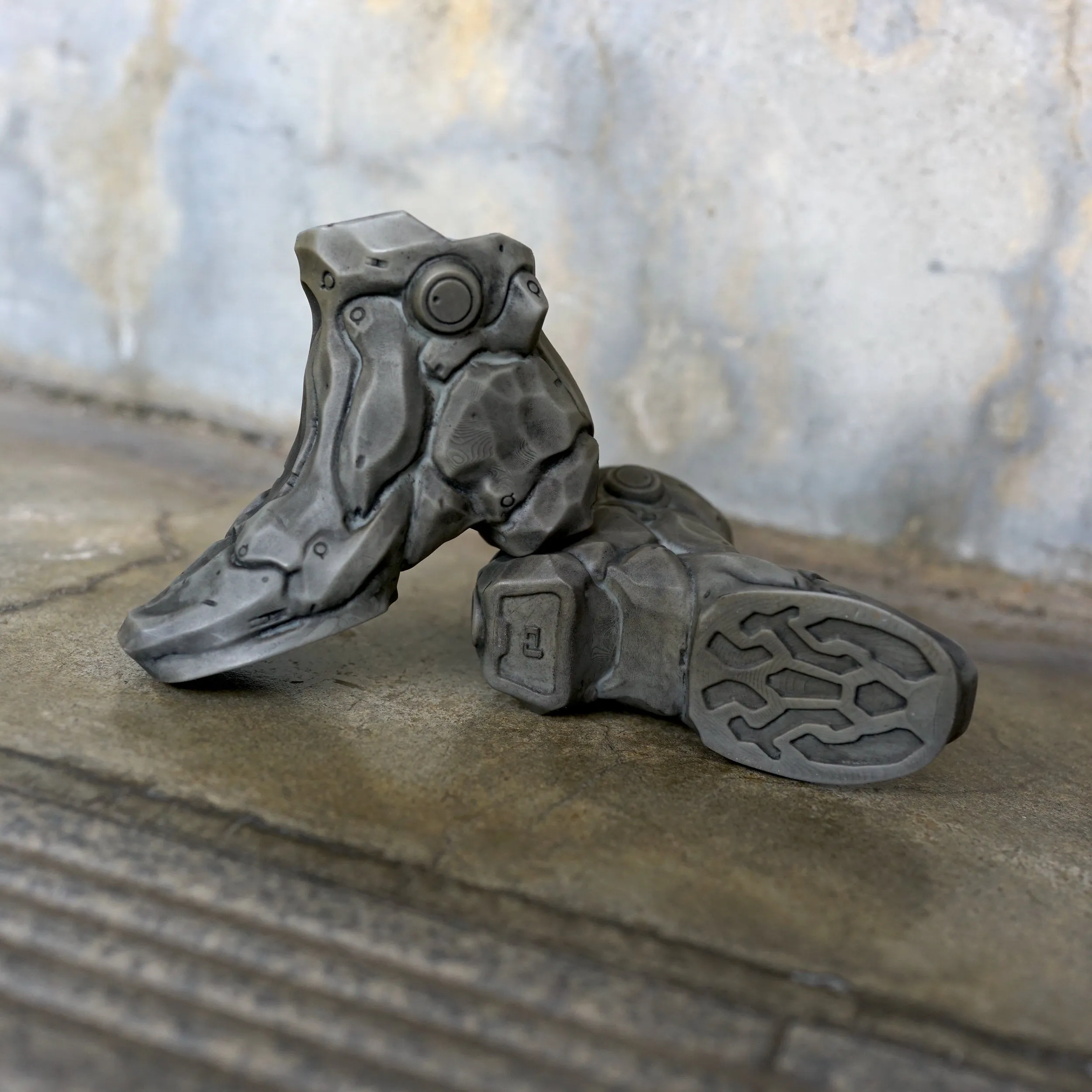 Bio Mecha Boots (weathered)