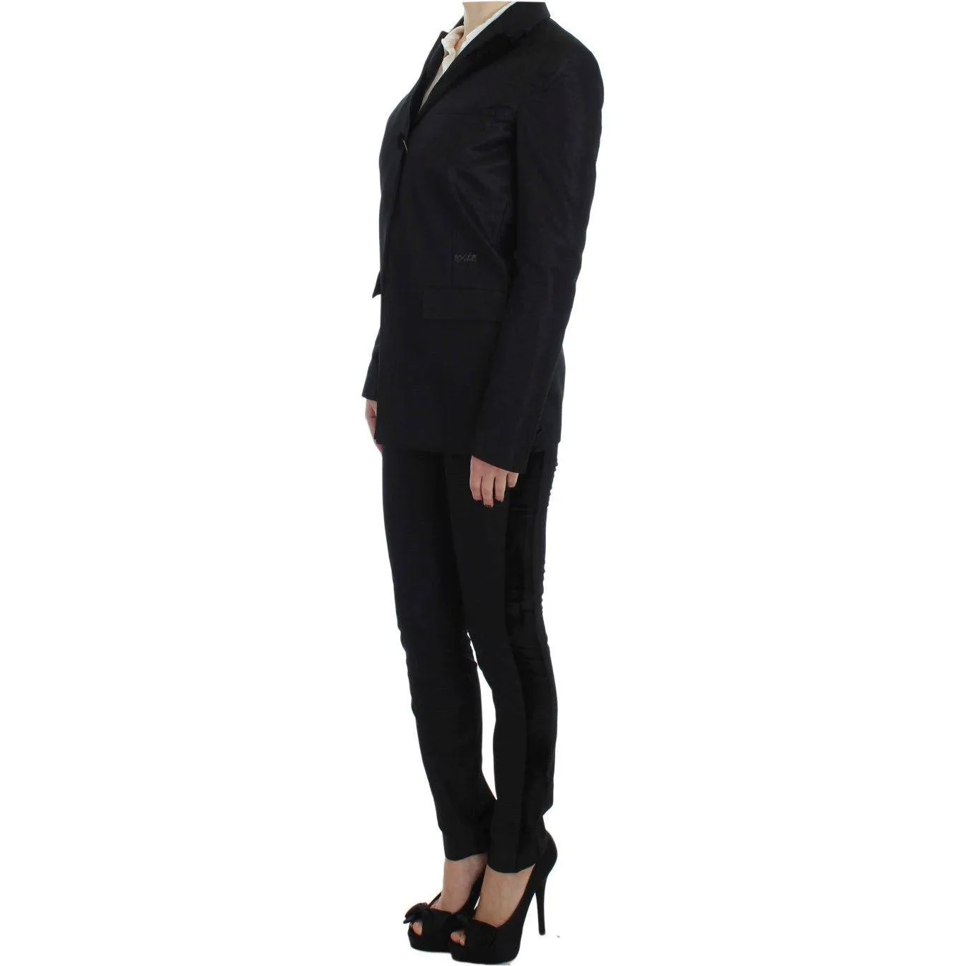 Exte Elegant Three-Piece Black Pants Suit