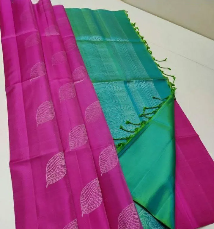 Lassitude Dark Pink Soft Silk Saree With Flamboyant Blouse Piece