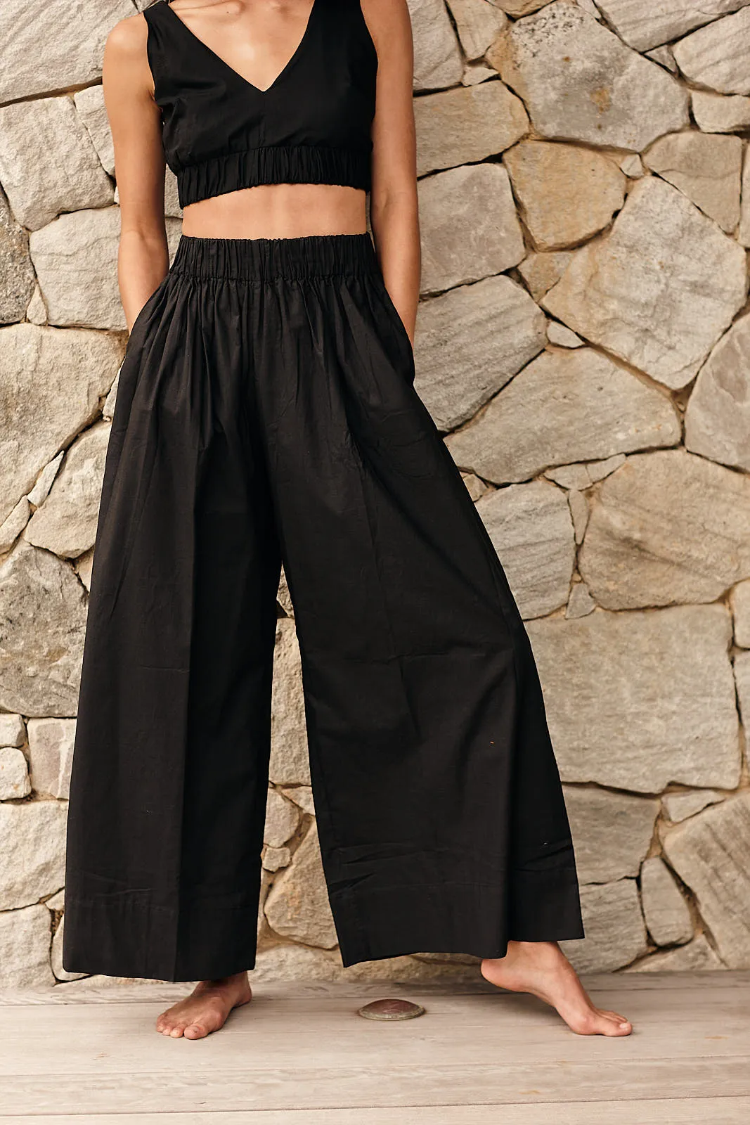 Lila Wide Leg Pant in Black