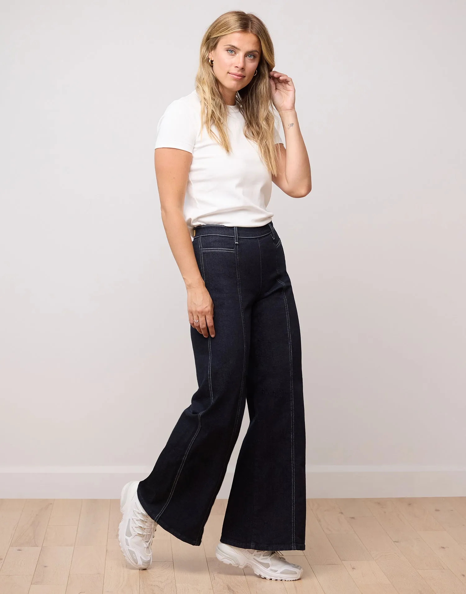 LILY WIDE LEG JEANS / STARGAZER