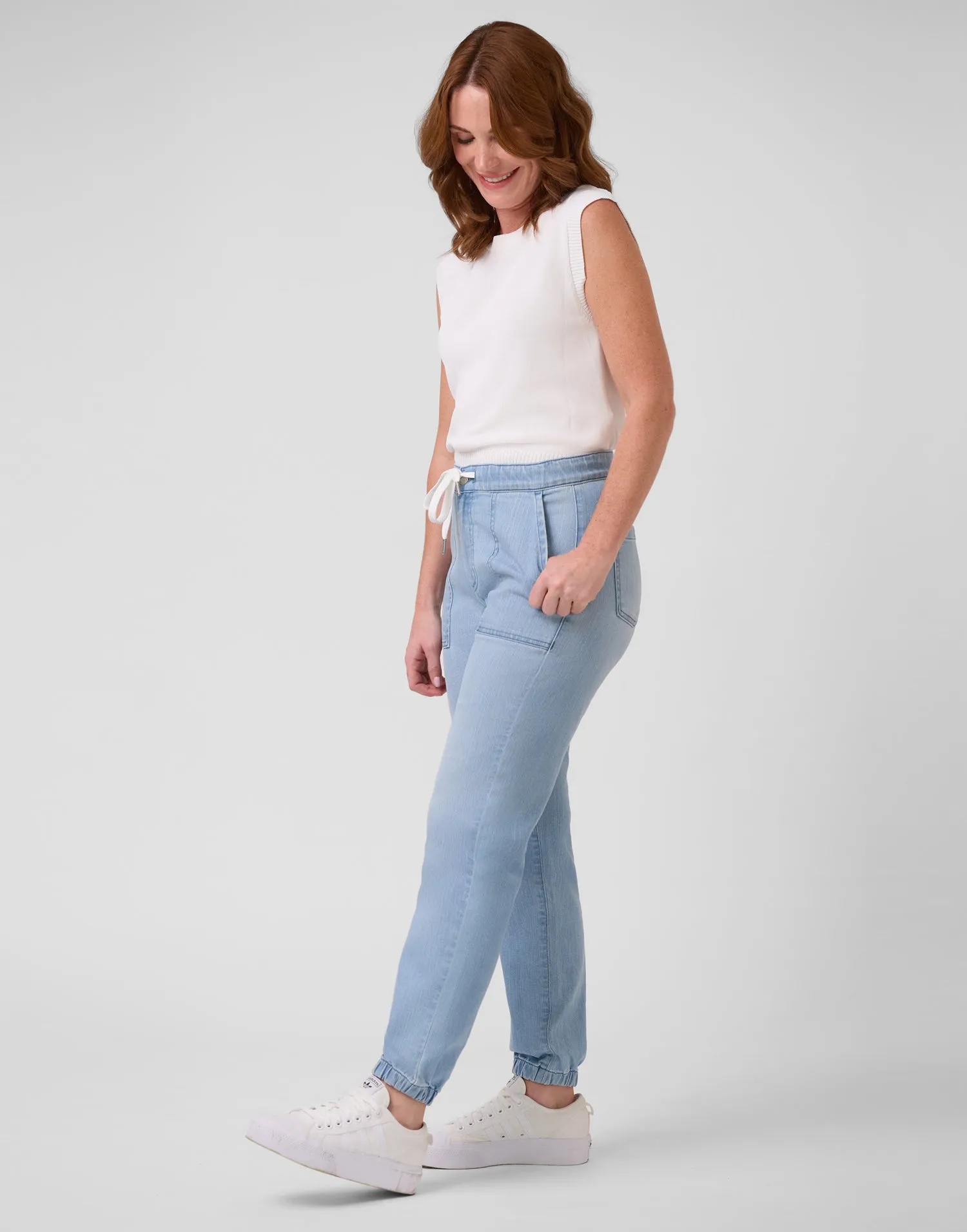 MALIA RELAXED JEANS / LIGHT SKY