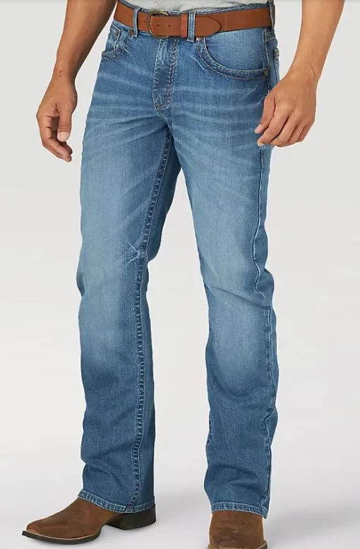 Men's Wrangler Rock 47 Bayshore Slim Bootcut Jean