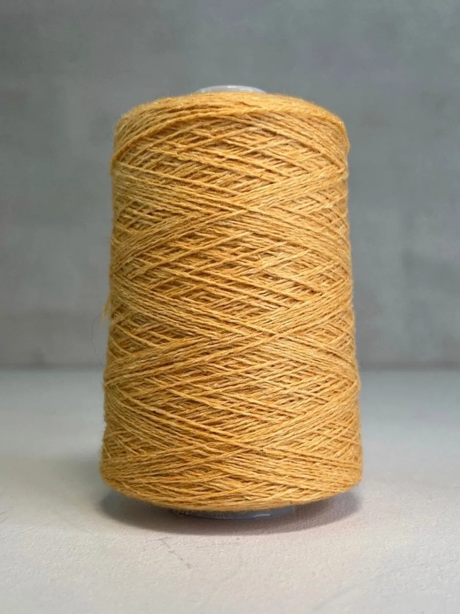 Önling No 12: All-season wool and cotton blend yarn