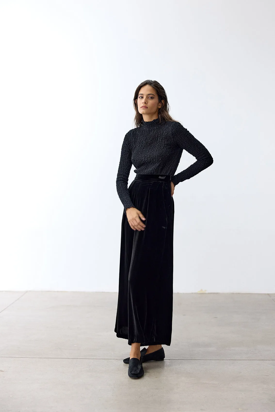 Silk Velvet Wide Leg Trousers - Ónix