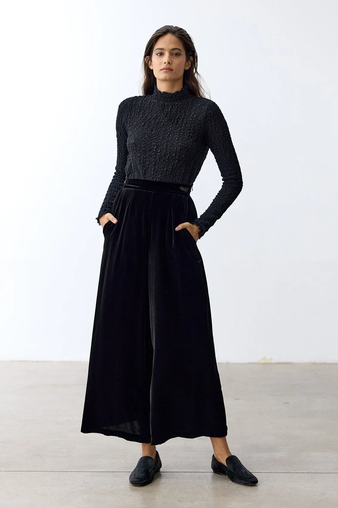 Silk Velvet Wide Leg Trousers - Ónix