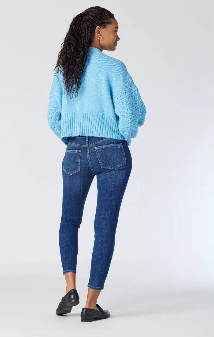 TESS SUPER SKINNY IN MID FEATHER BLUE