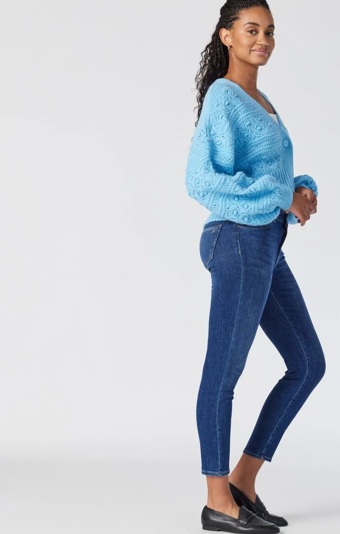 TESS SUPER SKINNY IN MID FEATHER BLUE