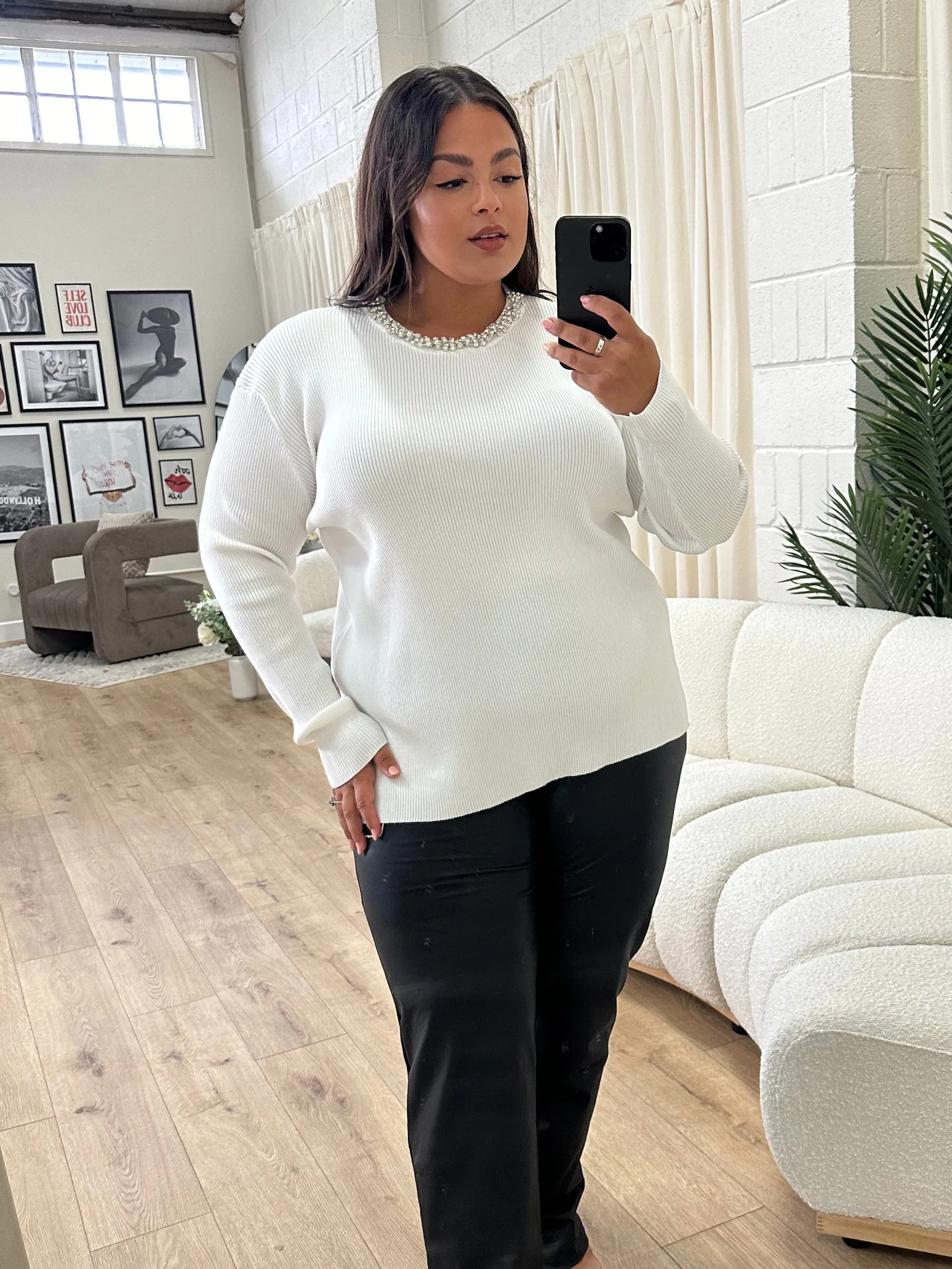 Tiff White Crystal Neck Detailed Ribbed Plus Size Jumper