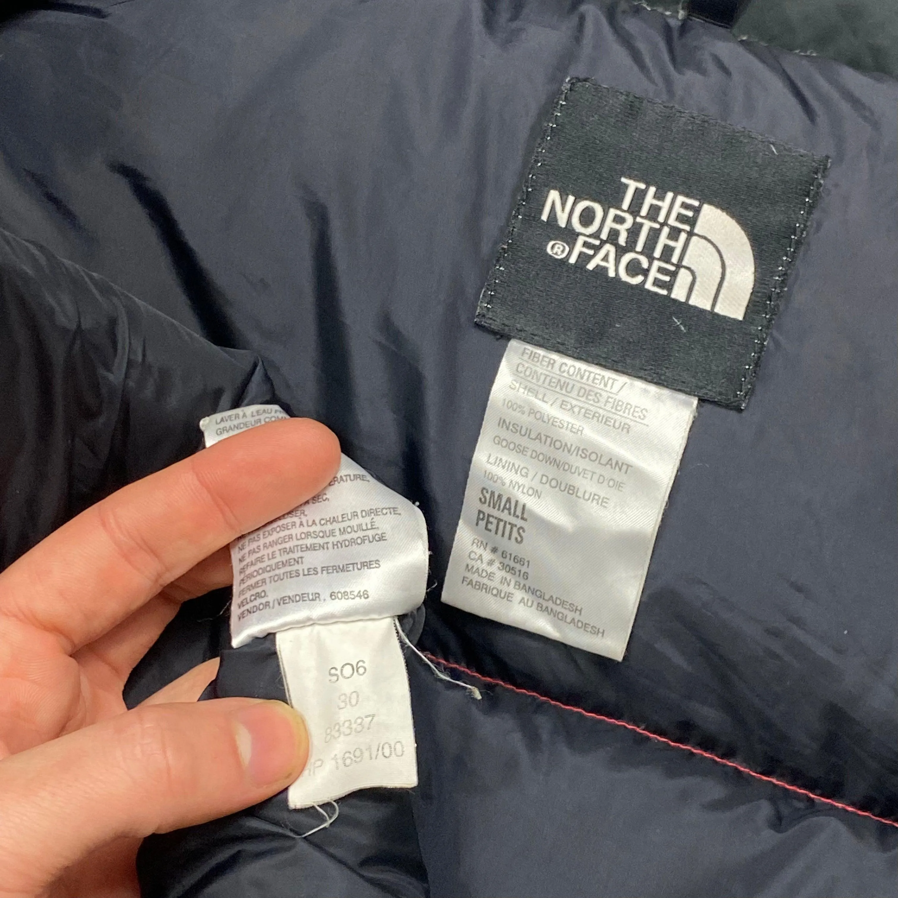 TNF ‘06 Solar Red Nuptse - S