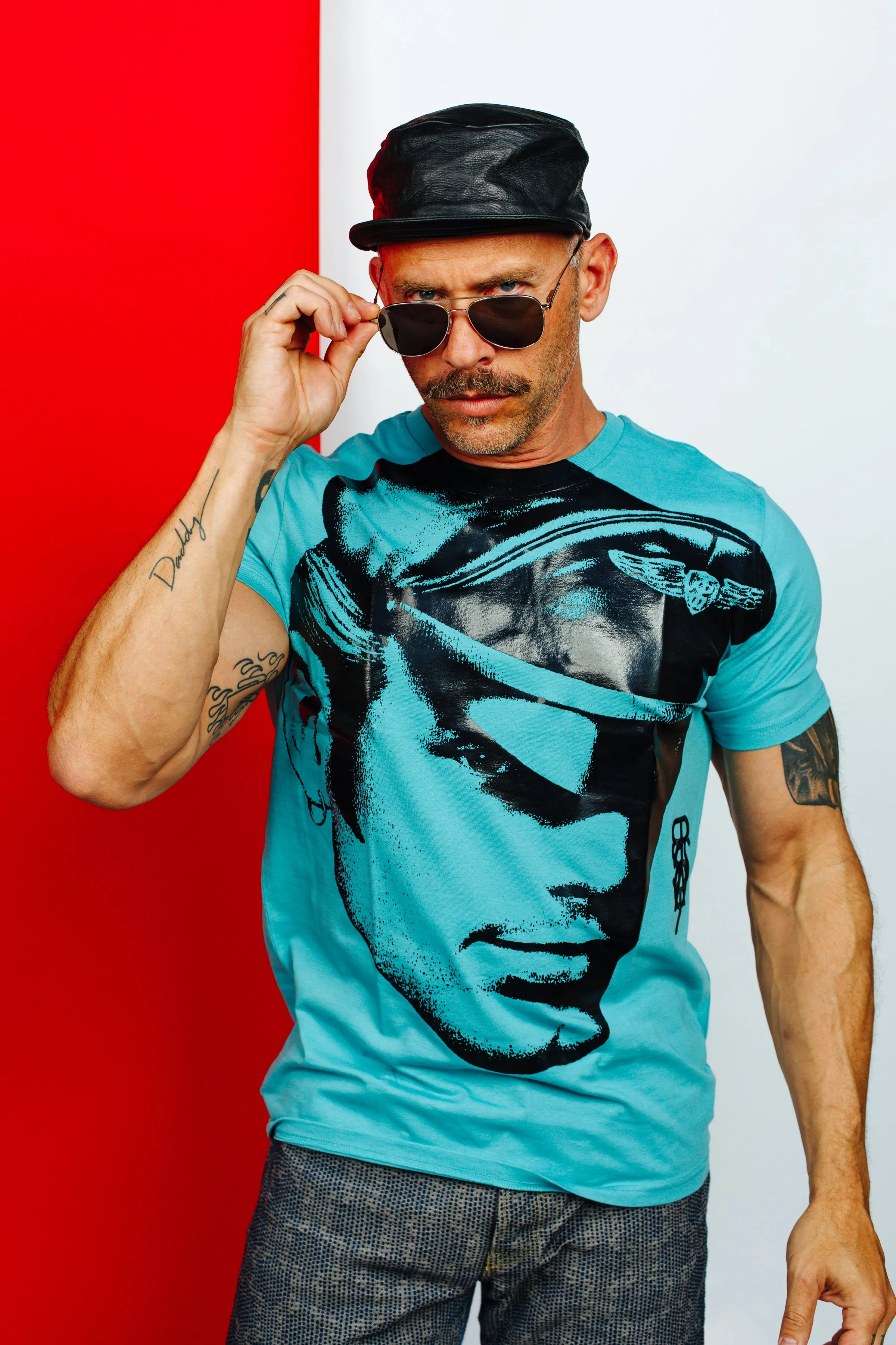 TOM OF FINLAND x WE ARE SPASTOR BIKER HEAD TEE - EMERALD