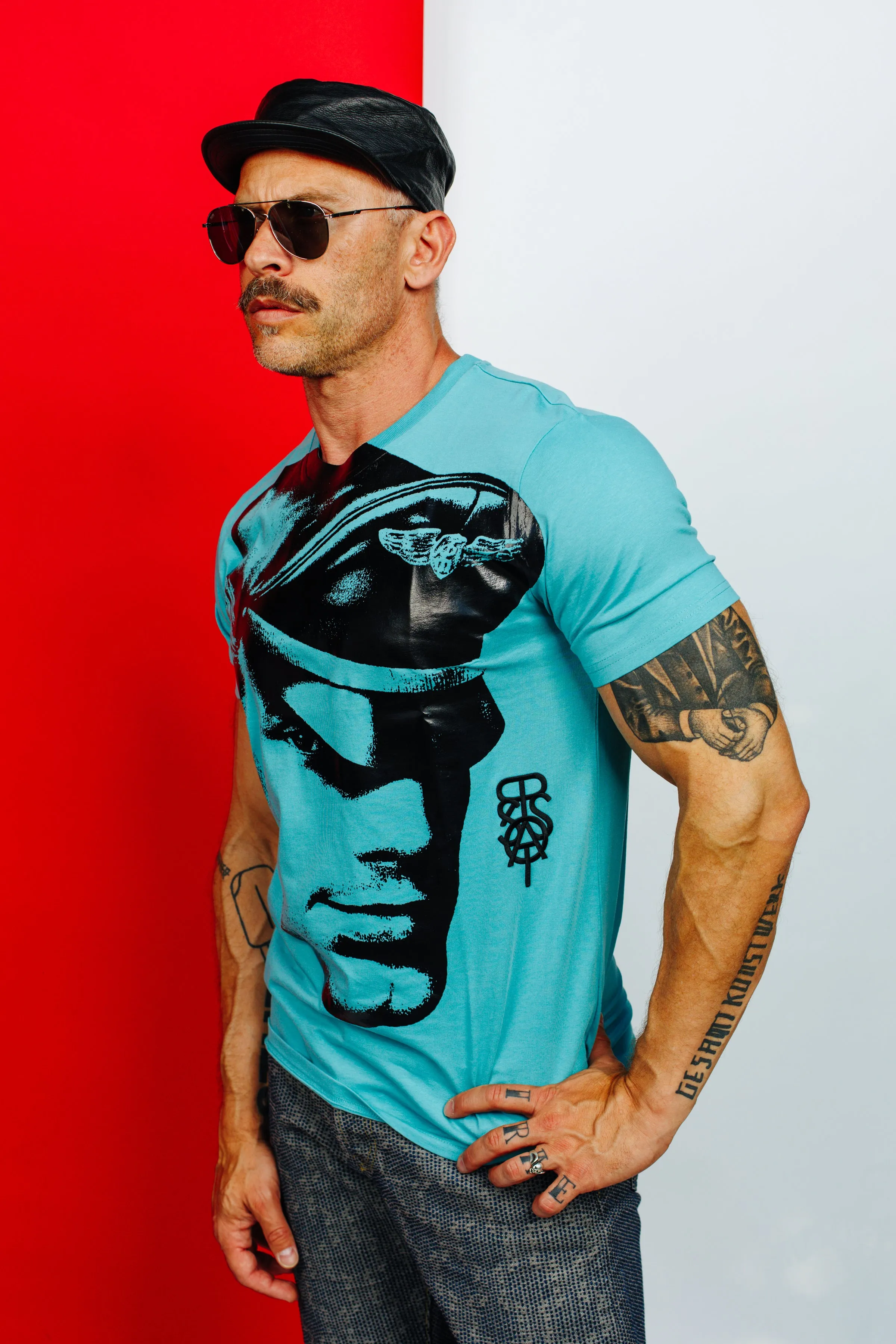 TOM OF FINLAND x WE ARE SPASTOR BIKER HEAD TEE - EMERALD